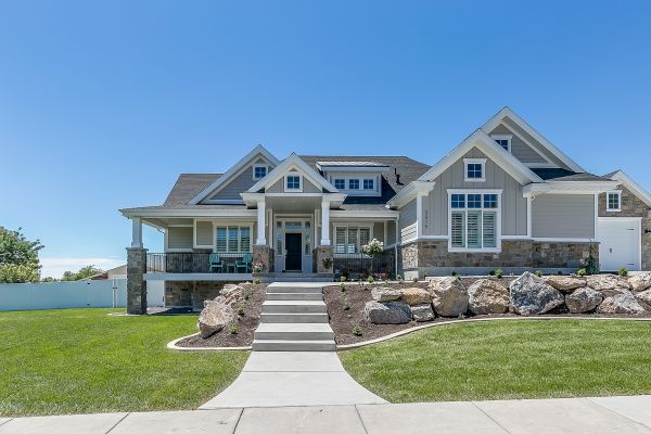 Cost of Front Step Repair in Bowling Green