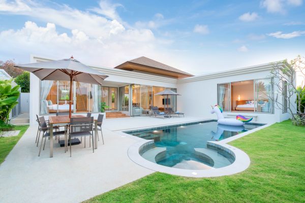 Cost of Pool Deck Repair in Bowling Green