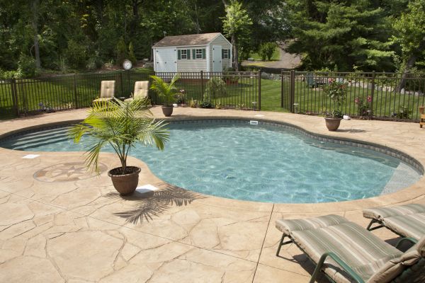 Cost of Pool Deck Resurfacing in Bowling Green