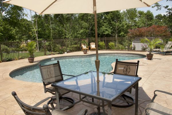 Cost of Pool Patio Repair in Bowling Green
