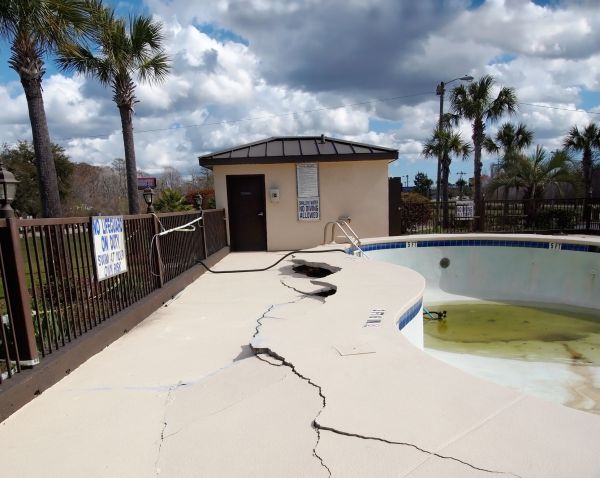 Cost of Cracked Patio Repair in Bowling Green