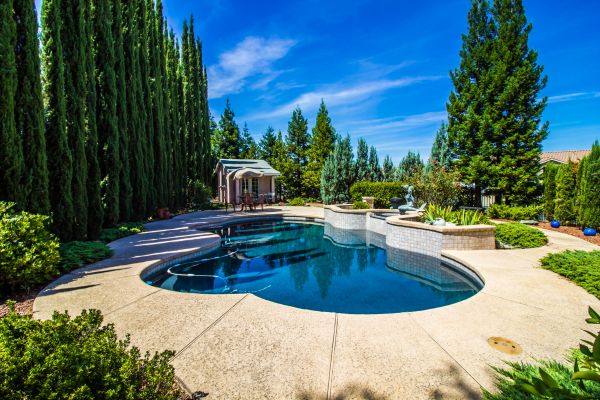 Cost of Pool Pavement Repair in Bowling Green